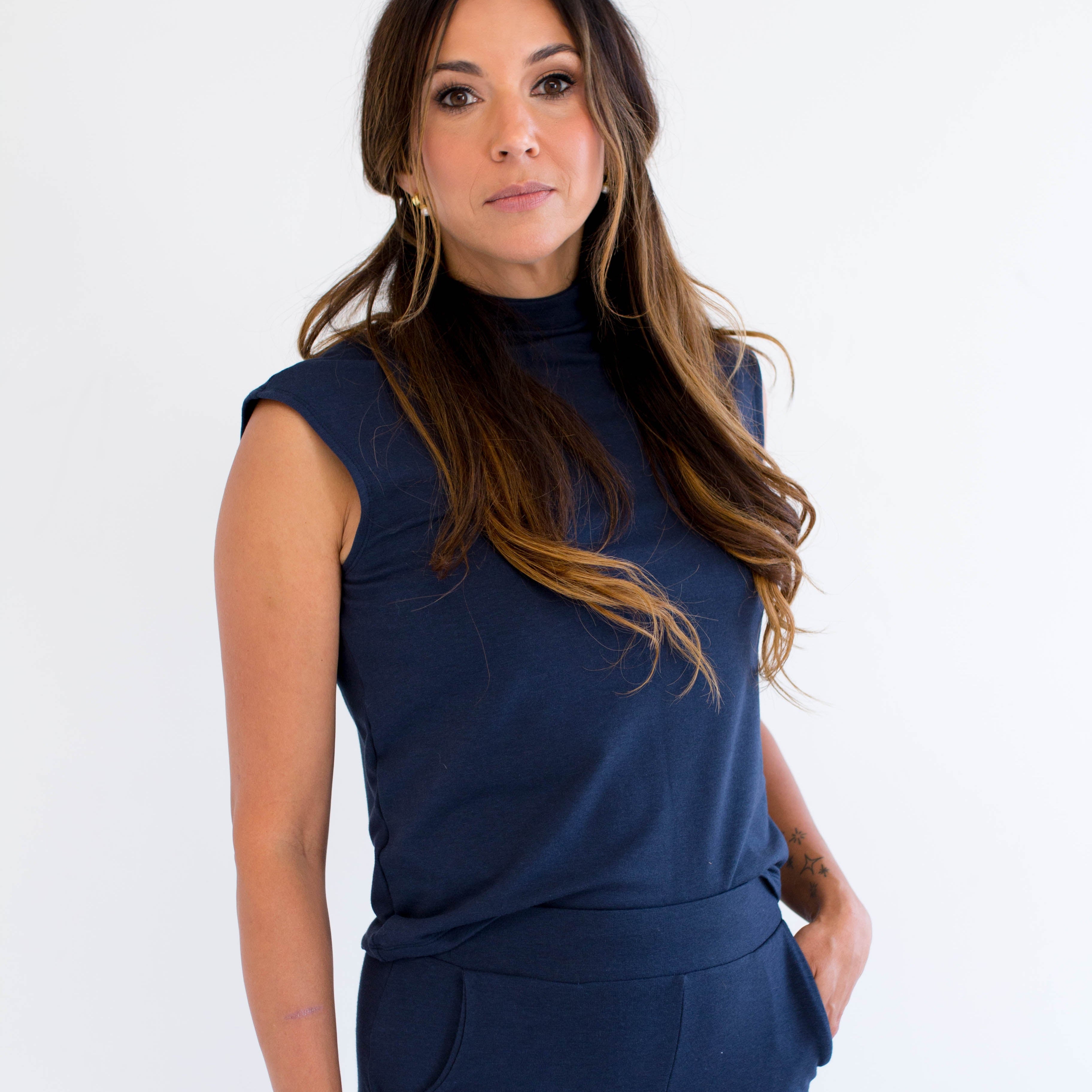 Model wearing Ang Hill Canadian-made bamboo loungewear set in navy — ethically made in Alberta, Canada.