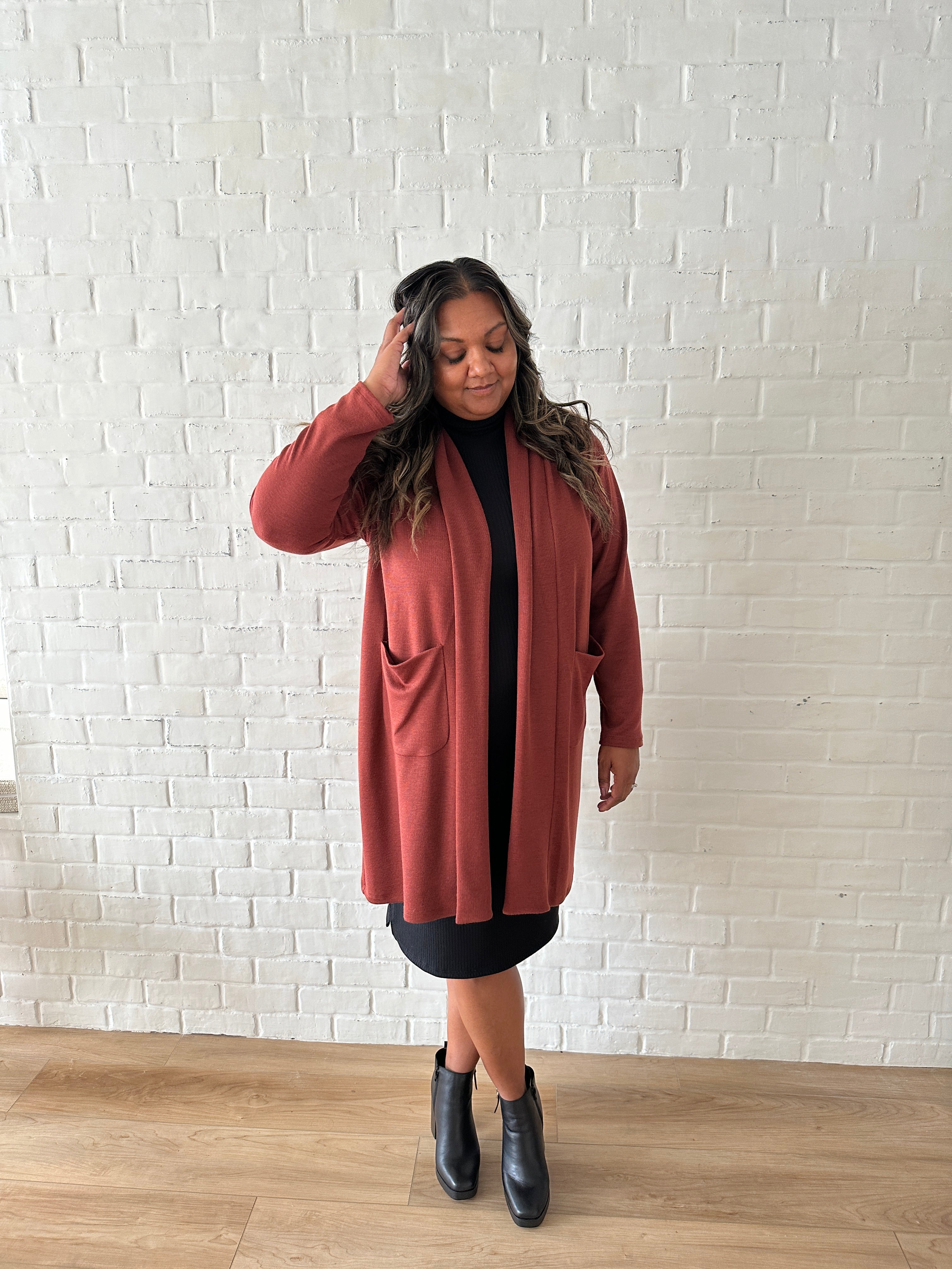Kerstin Cardigan with Pockets in Chestnut