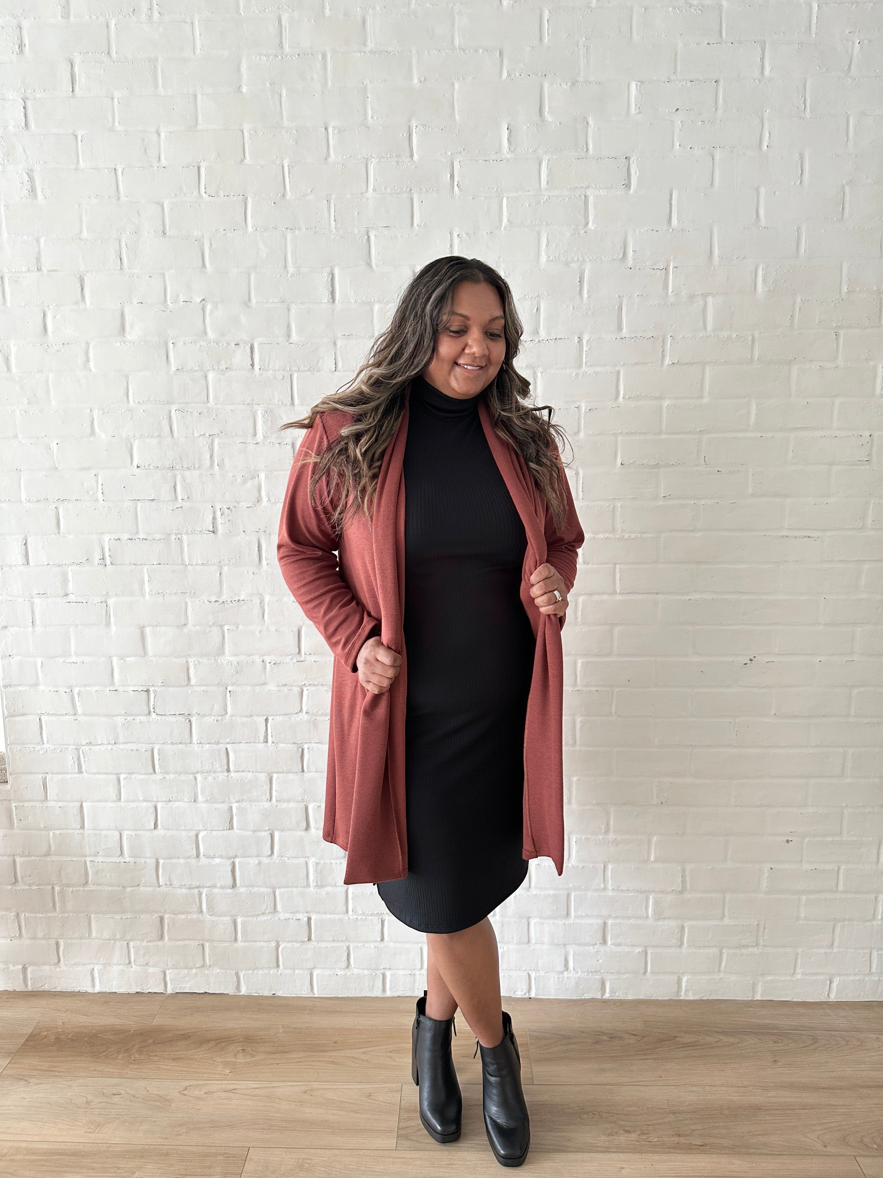 Kerstin Cardigan with Pockets in Chestnut