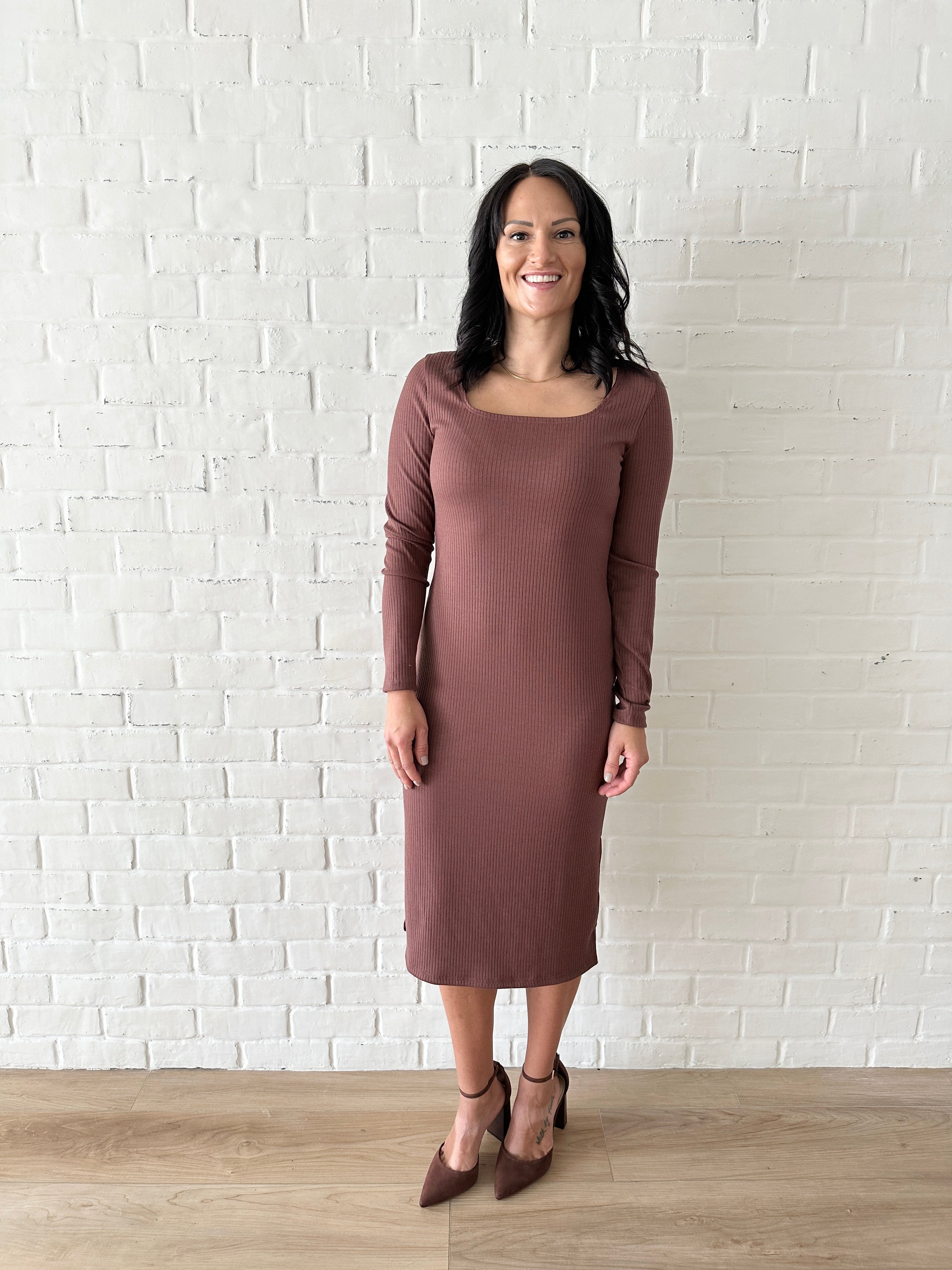 Brown long sleeved square neck dress