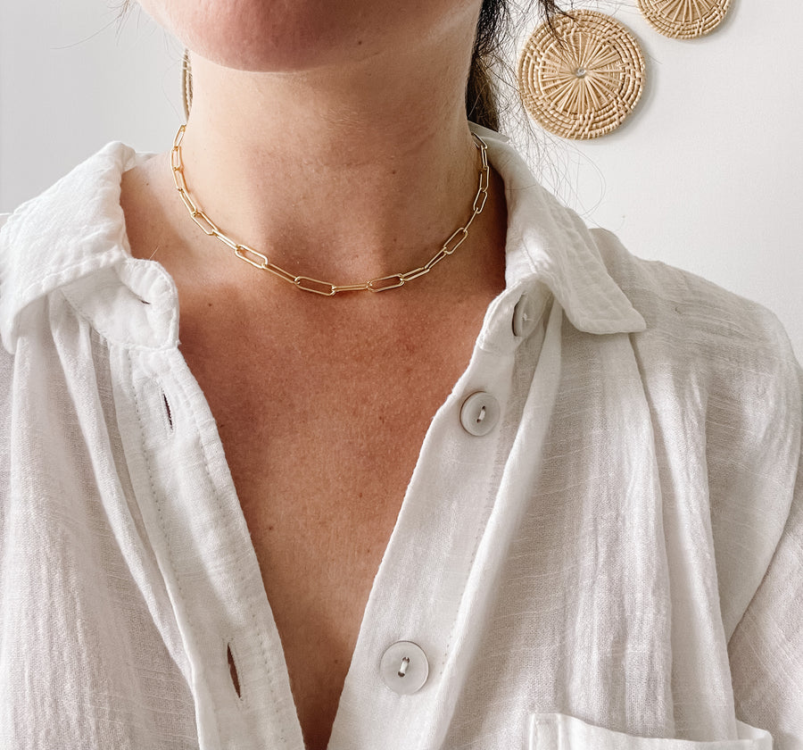 Twisted Baubles Large Paperclip Choker Necklace Gold
