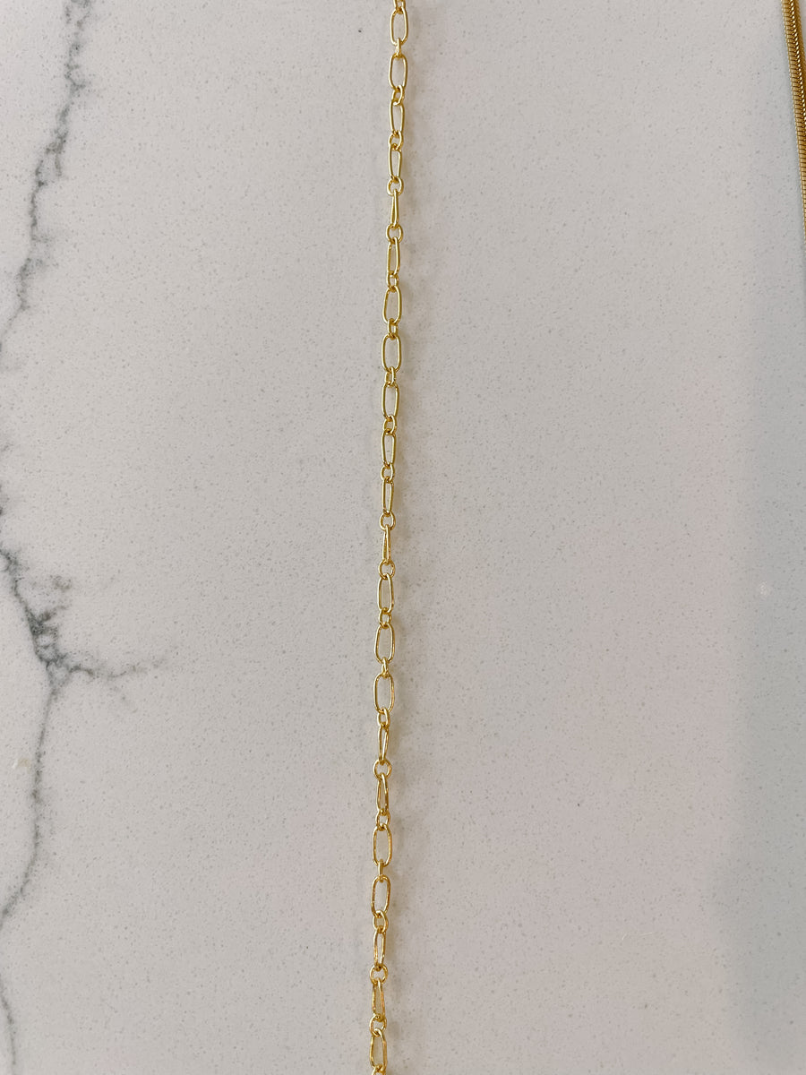 Twisted Baubles Small Paperclip Necklace Gold